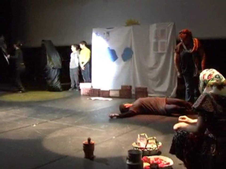 Pièce de théâtre sur le Printemps berbère