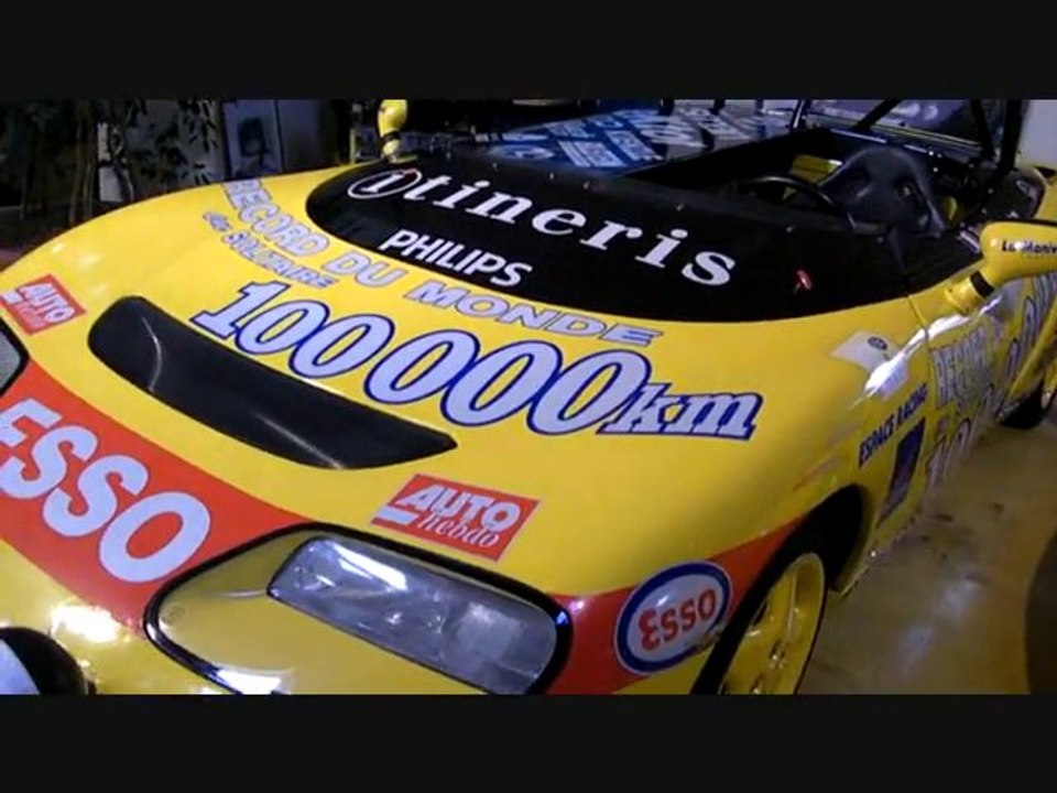 musee Loheac : ferrari et vielles voitures !