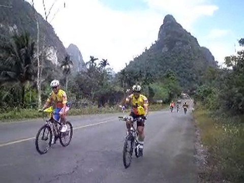 Rassemblement cycliste à Phang-Nga - Thaïlande du sud.