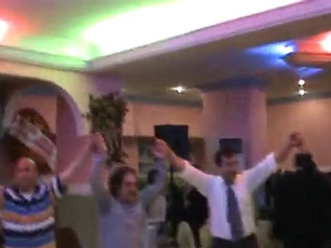 artvin bertalılar derneği dayanışma gecesi tulum show horon2