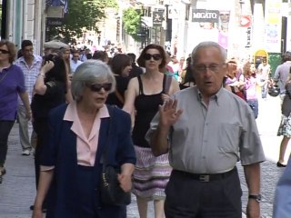 Pensions hit as Greece tightens belt