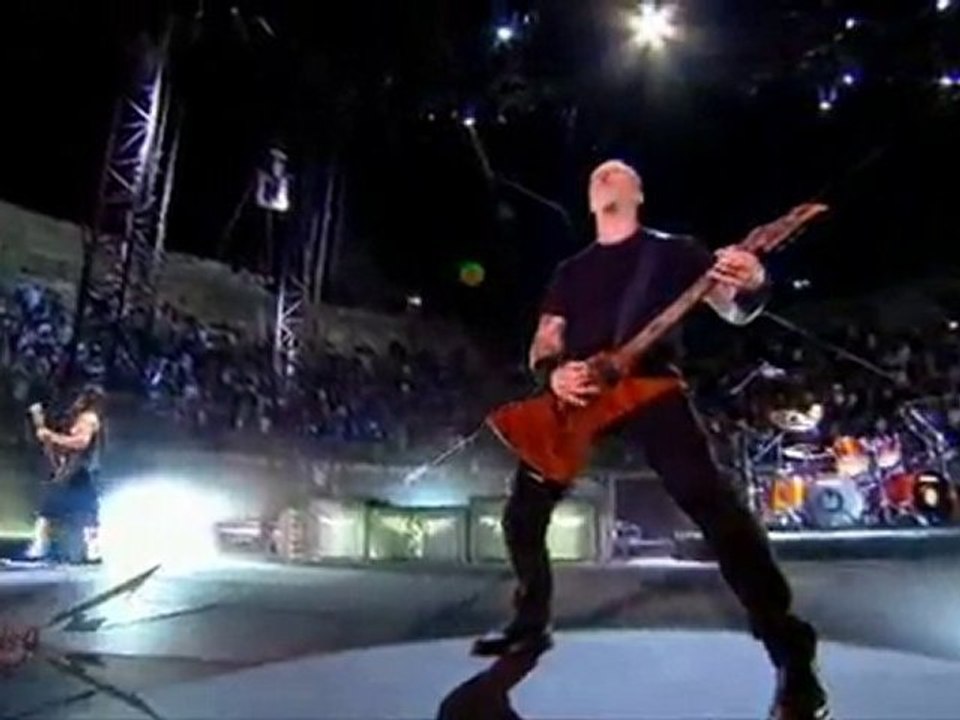 Metallica - Master of Puppets -  (Live Nîmes 2009)