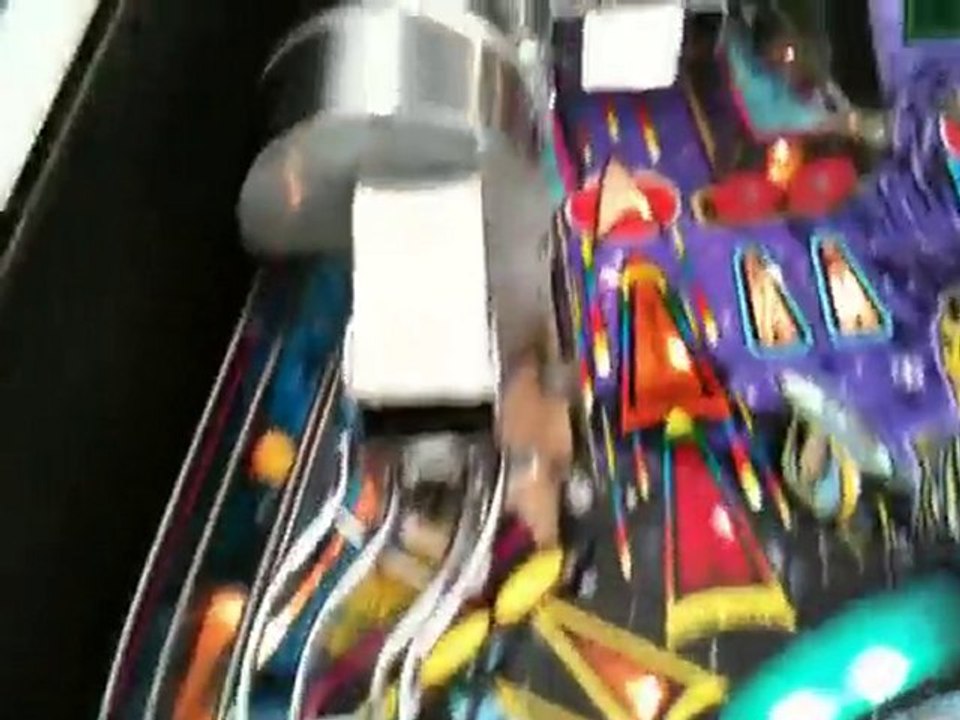 installation normal des 6 billes sur le flipper tng