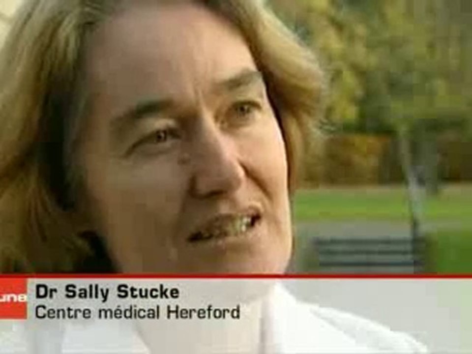 Une petite fille refuse une opération   RTBF INFO2