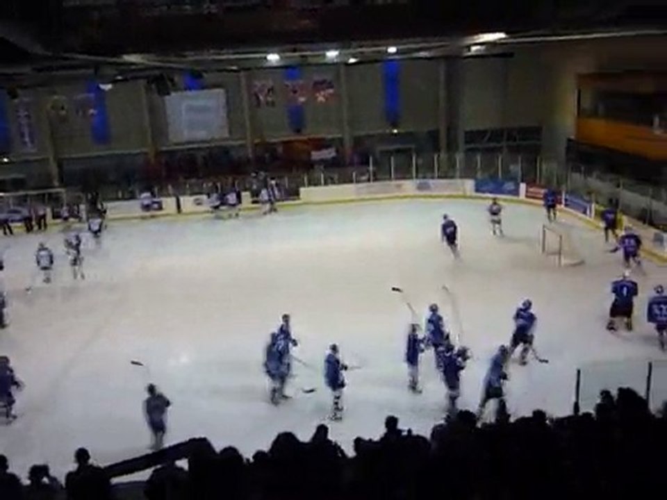 Tour de patinoire Brest en fin de match