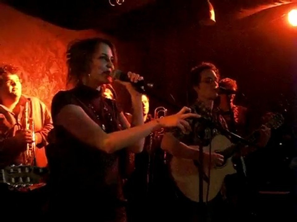 Lucie Carton {Mélodie} @ L'Accordéon Moi J'aime [TOURNAI]