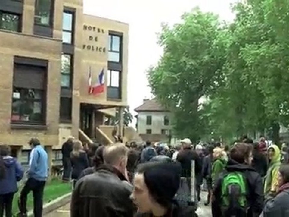 Marche à chambéry pour soutenir Mike