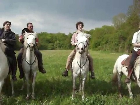 Le Salut - Les Camarguais du Vexin dans l'oise-France