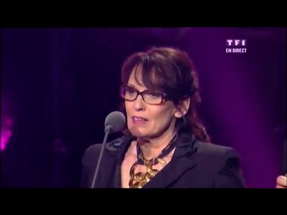 NRJ MUSIC AWARDS 23/01/2010 : CHANTAL LAUBY