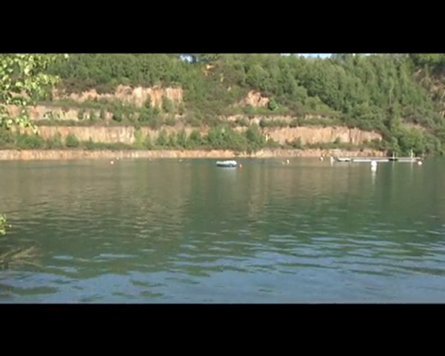 Fougeres son chateau, et ses alentours jardin ,couvent