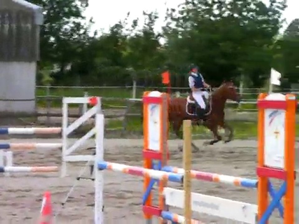 Concours aux Allègres avec Roxy le 16/05/2010