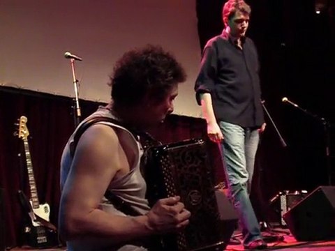 TOURNEE GENERALE & Christian PACCOUD : Des Fleurs des filles