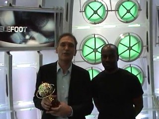 Remise Foot d' OR 2010 à Christian Jeanpierre par Teddy