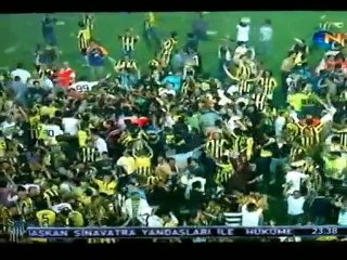 Radyo nedir bilir misin ezikbahçe :)))