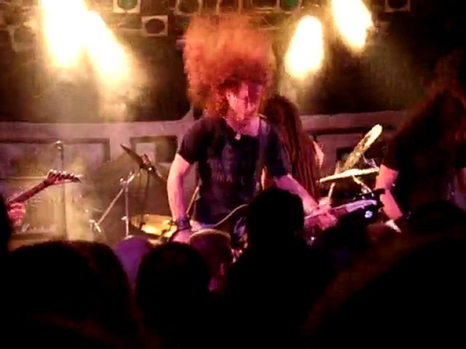 Dead Angel  live 2010 Biebob (B)
