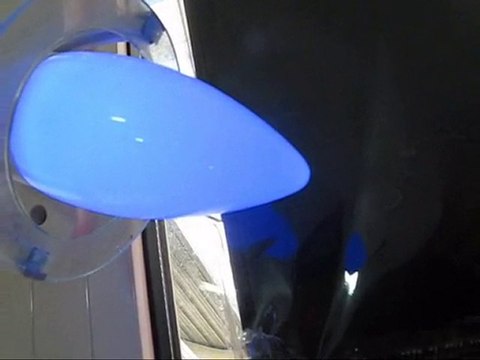 AMPOULE DÉCORATIVE MULTICOLORE 18 LEDS E14