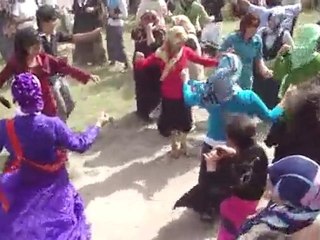 SEDEF İLE MEHMET  (NİĞDE BAĞLARI )