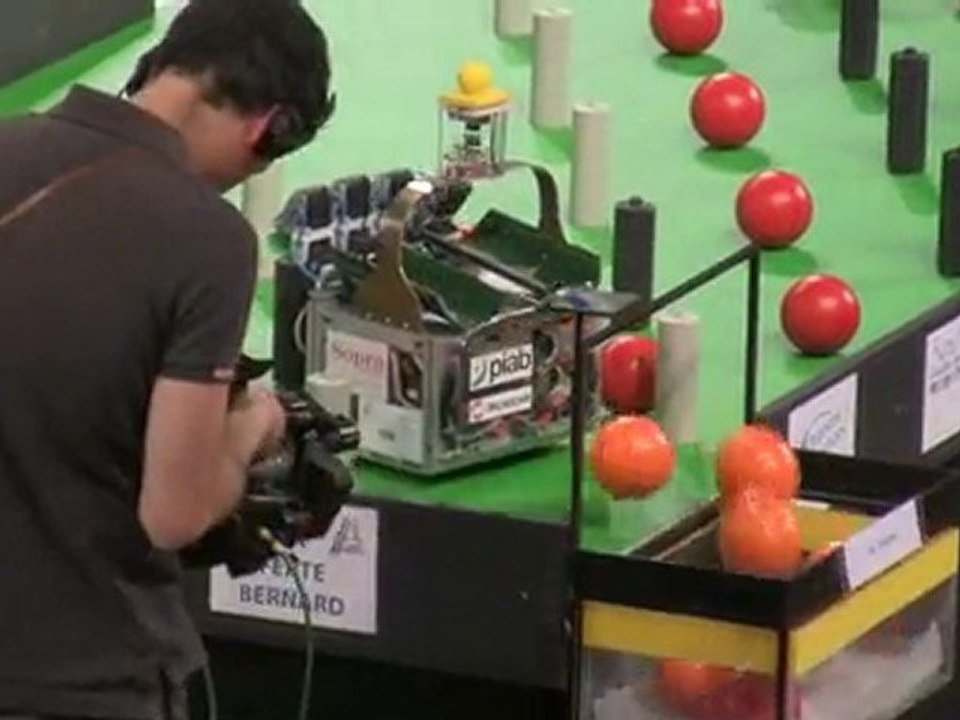 Eurobot 2010 quart finale France Eceborg / Serinus