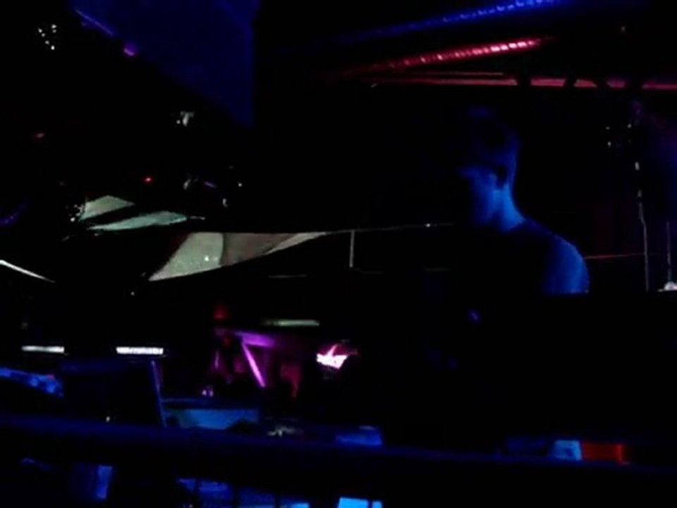 Danzca - Nuits Sonores 2010 - A Bloc !!