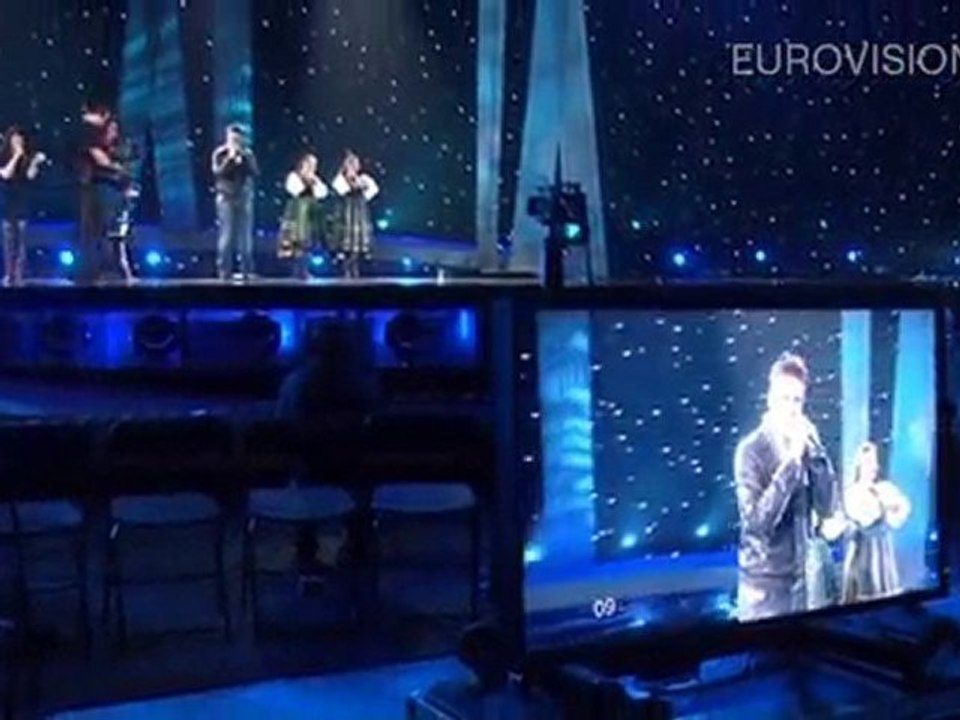 2010 E.S.C. Marcin Mroziński'nin ilk prova (gösterimi)