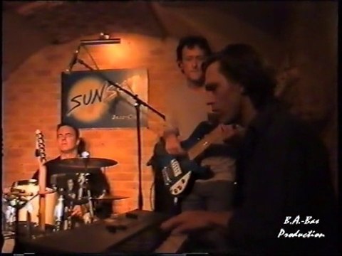 Bras dessus, bras dessous (Jean-Marie Ecay).