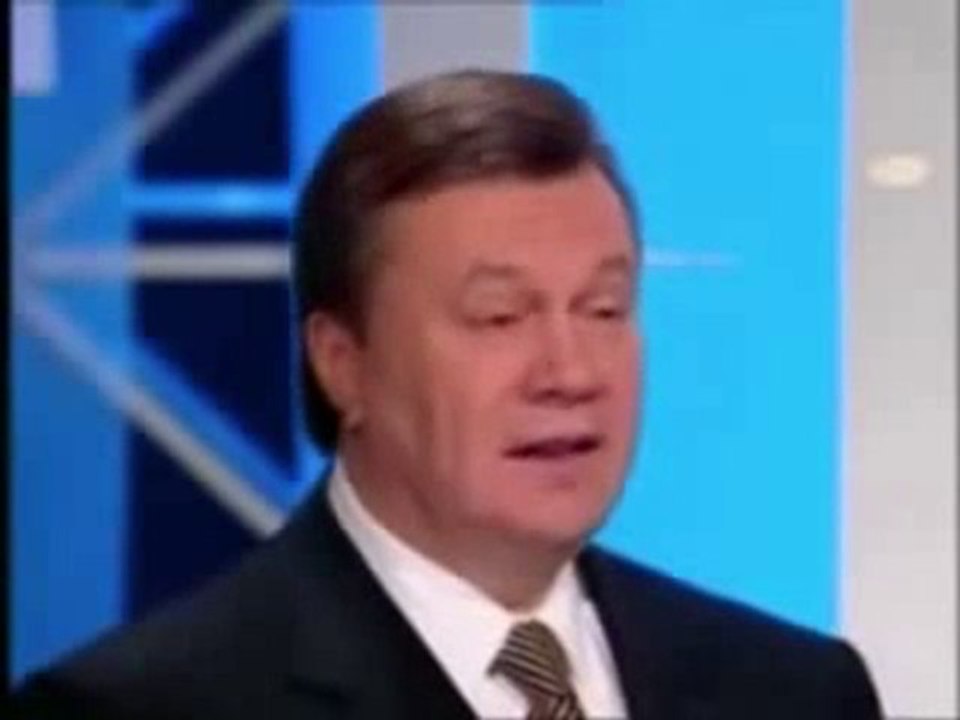 Янукович утверждает, что Чехов - поэт :)