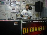 cursos:djs:MERCADO DJ:DJ GIOIELLI COLOCA AS CARTAS NA MESA