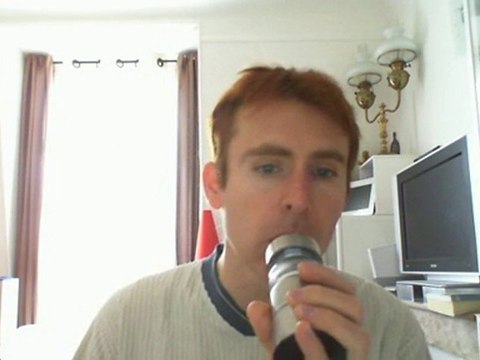 Wiwi égratigne J'ai la boule au plafond