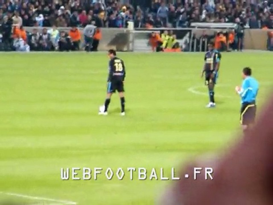 Coup-franc Taiwo (OM - Grenoble, 15/05/2010)