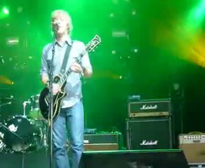 See These Bones/Nada Surf @ Long'I'Rock