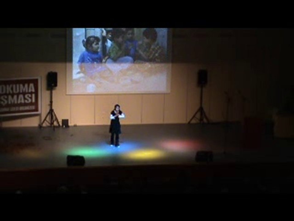 ELİF KALENDER-KOPUZLAR LİSESİ ŞİİR OKUMA YARIŞMASI BİRİNCİSİ