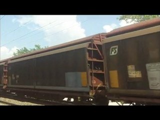 Train ECR à Cuers