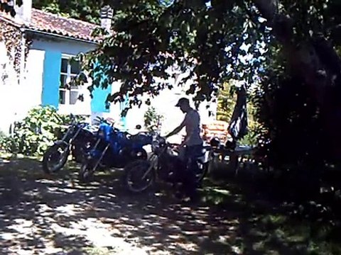 Vide grenier motos ...