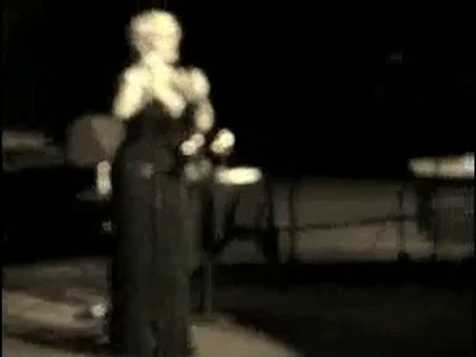 Sezen Aksu **Köln ~ Konser** [10/17] ~ Sohbet