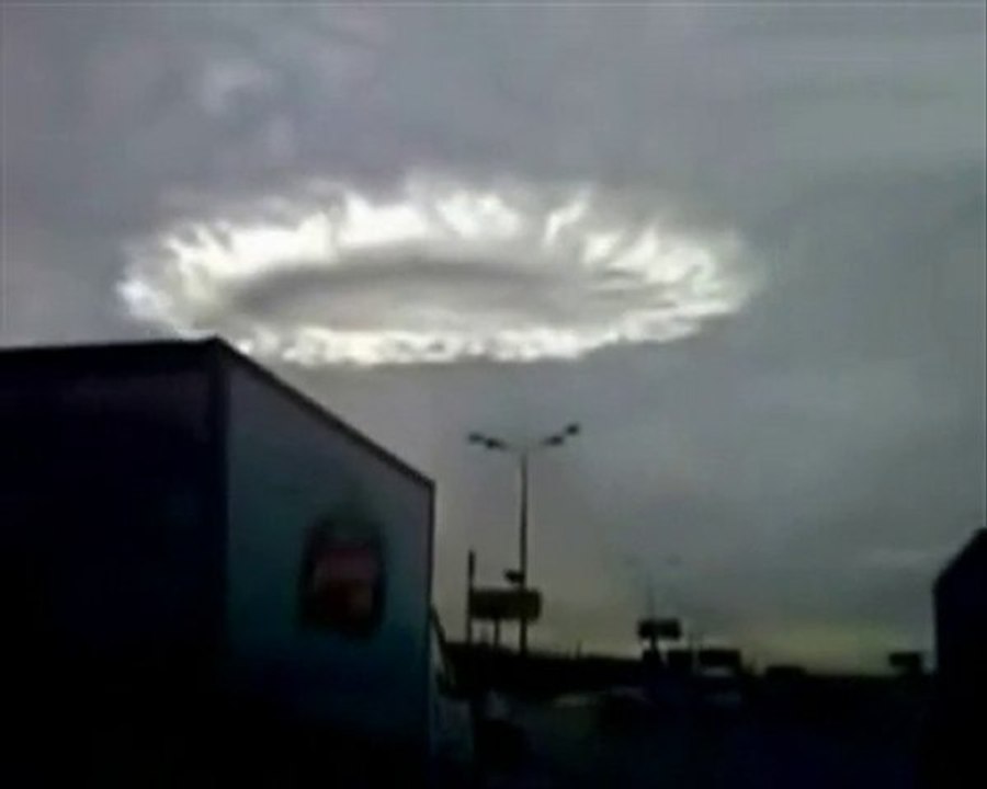 Nuage Etrange (Moscou 2009)