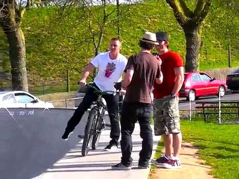 Vito Sport Cam: Behind the scenes of a bike tour video