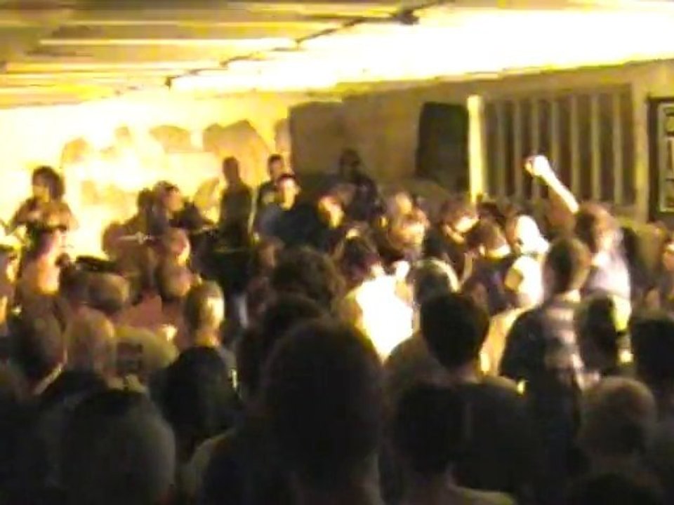 Hoods @ Au Bon Vieux Temps, Marquain (Be) [23.05.10] 7-10