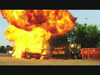 Killers - Spencer Running From Car Clip