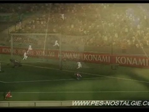 pes 2010 - retourné acrobatique d' Andres Iniesta lucarne