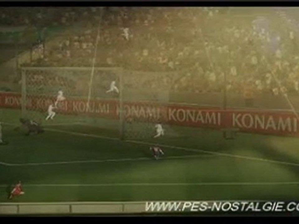 pes 2010 - retourné acrobatique d' Andres Iniesta lucarne
