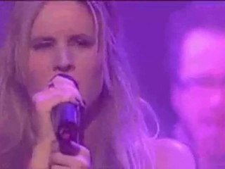Lucie Silvas - Twisting The Chain(Live+at+Paradiso)HD