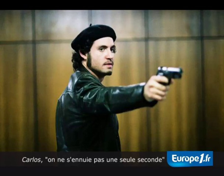 Carlos, "bluffant"