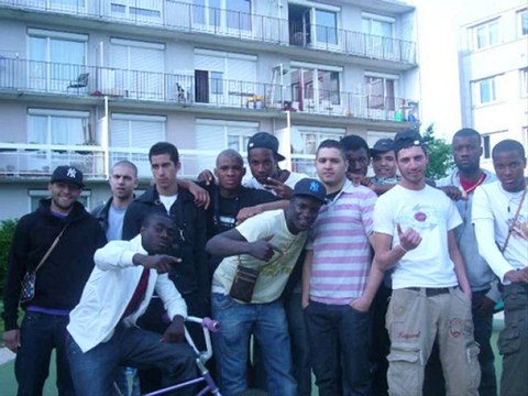 BIL-K MC FEAT ALLAOUA REMIX AFUS AFUS!