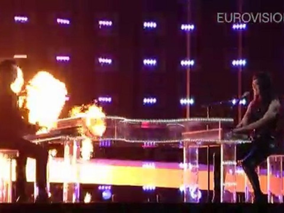 2010 E.S.C. Paula Seling & Ovi'nin ilk prova (gösterimi)