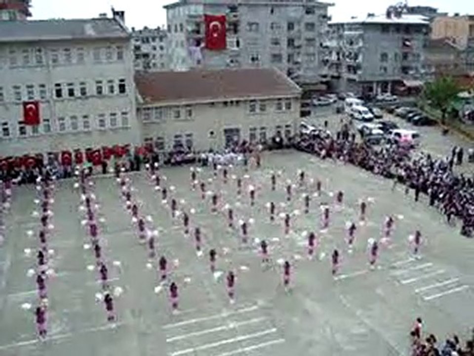 ARHAVİ 19 MAYIS GÖSTERİLERİ -1