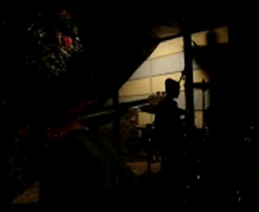 Ras' Métys sing " Revolution " Live at Reunion University