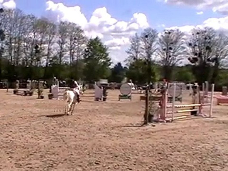 MOV008