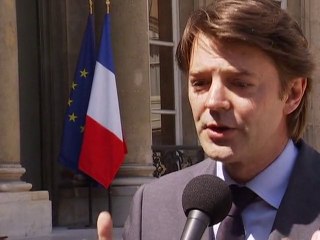 Sarkozy presses for constitutional clamp on deficits