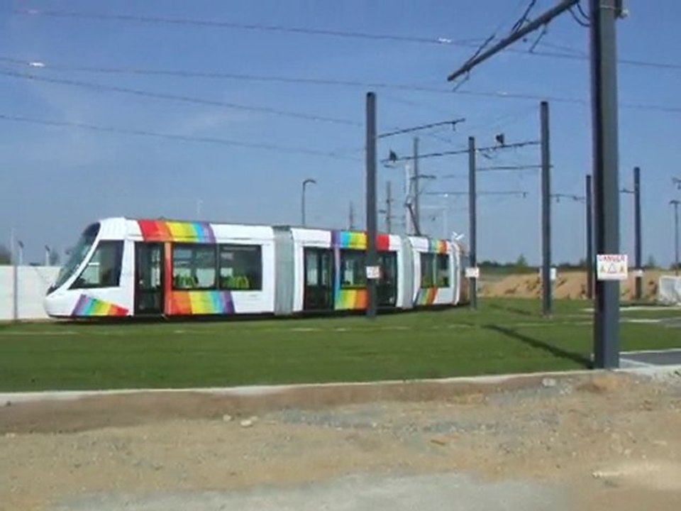 Tramway d'Angers entrée au dépôt