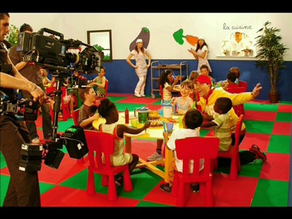 fais la poule sebasto coup de chapeau par christophe tixier